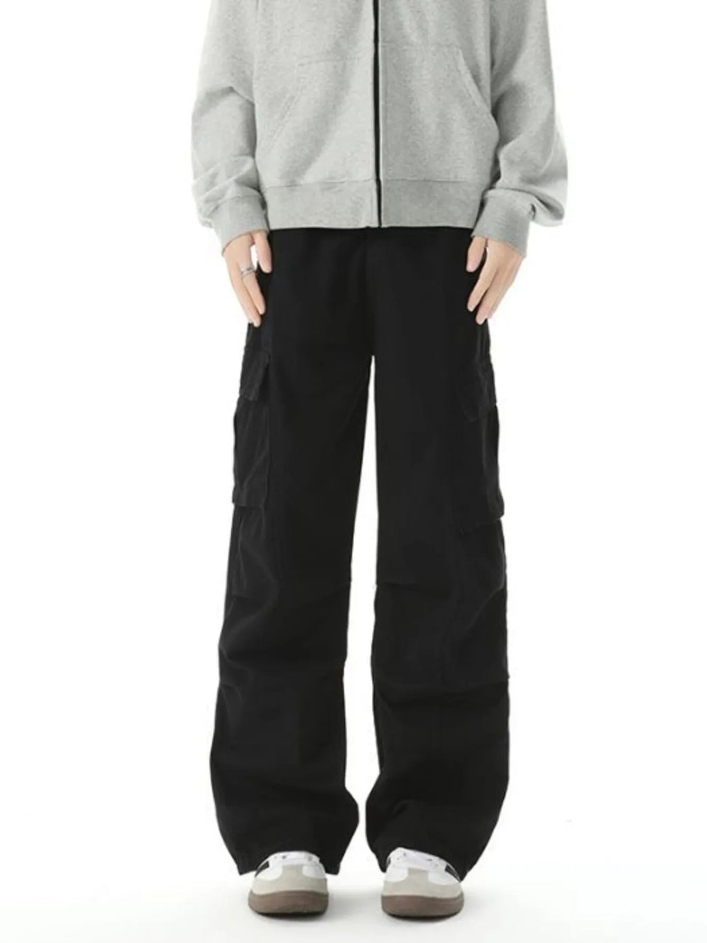 Loose Fit Cargo Pants in Gray for Men