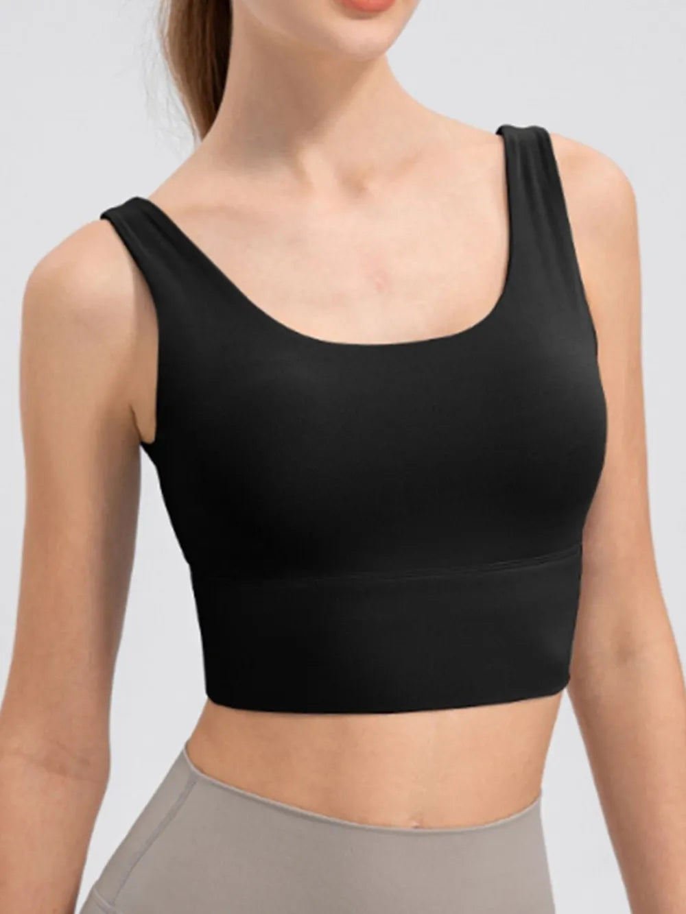 Scoop Neck Wide Strap Active Tank in Black for Women