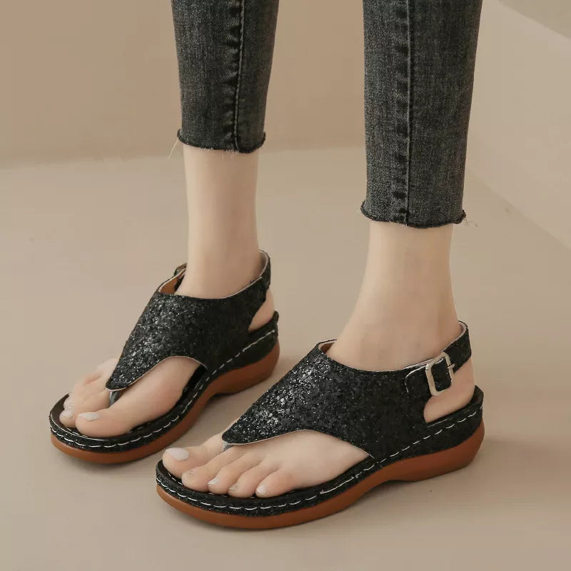 Toe Post Wedge Sandals in Playing Cards in Gold for Women