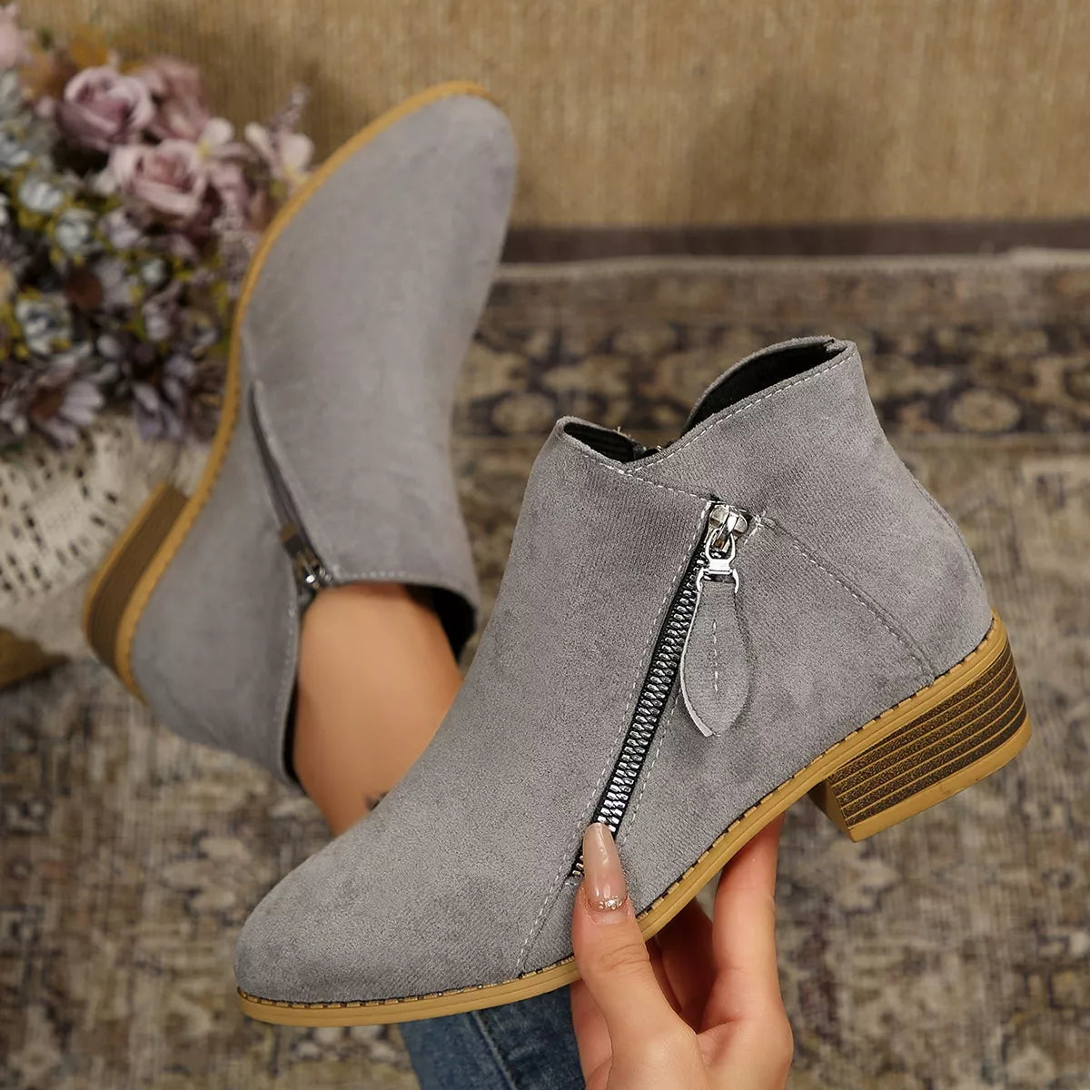 Size Zipper Block Heels Boots in White for Women