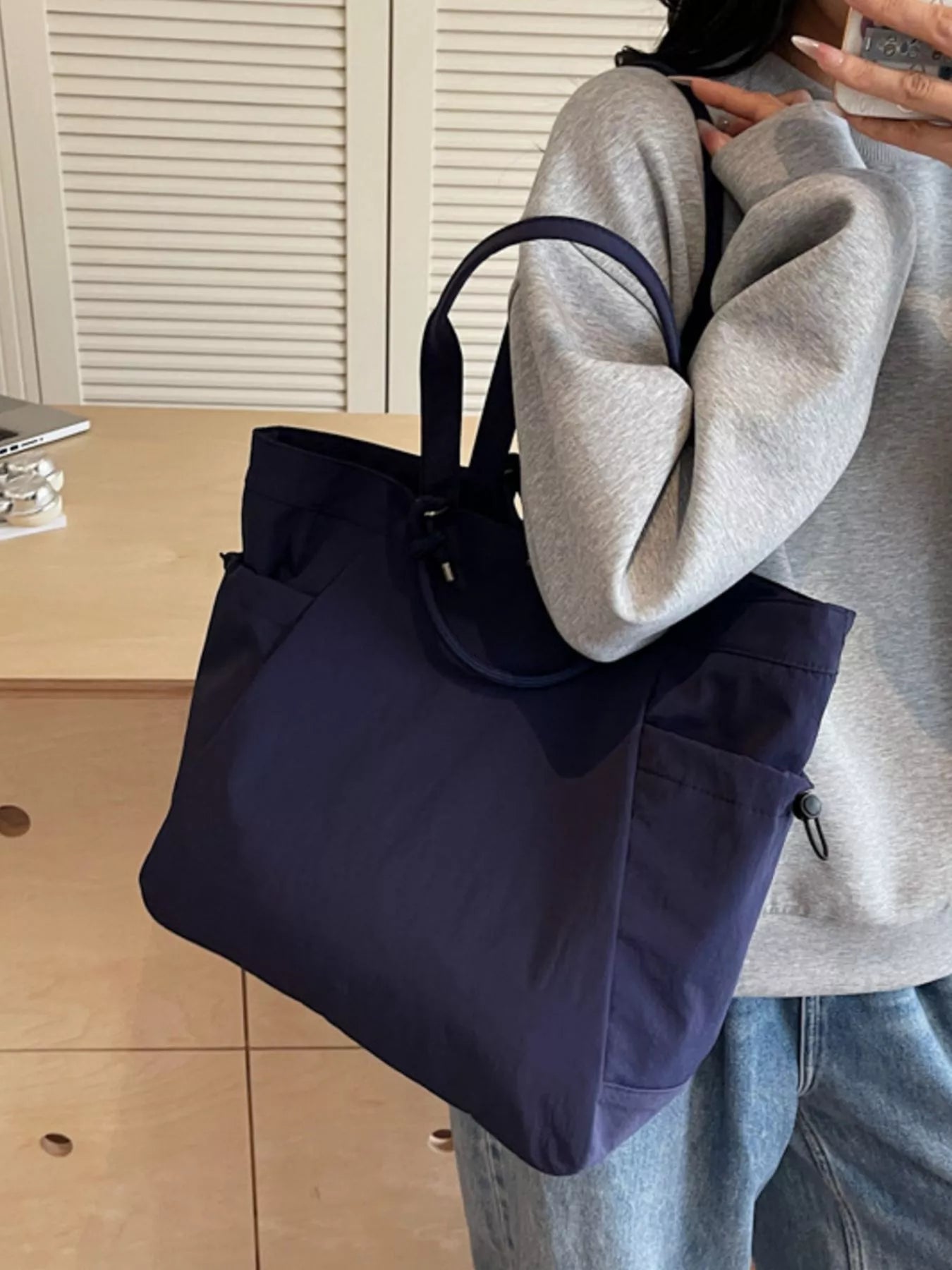 Nylon Lightweight Large Capacity Shoulder Bag for Women
