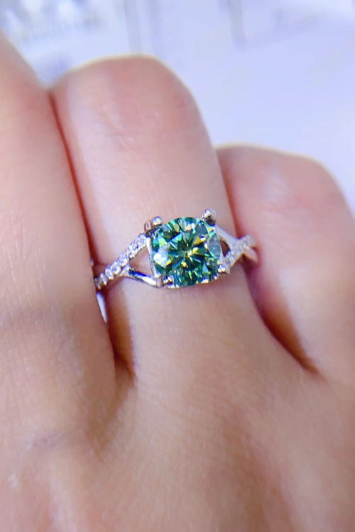 1 Carat Moissanite 925 Sterling Silver Ring in Classic in Light Green for Women