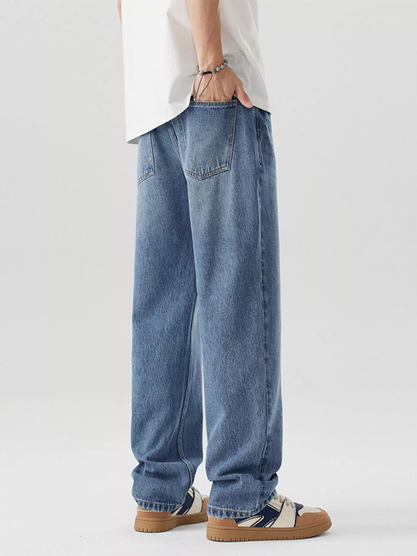 Relaxed Fit Wash Jeans in Blue for Men