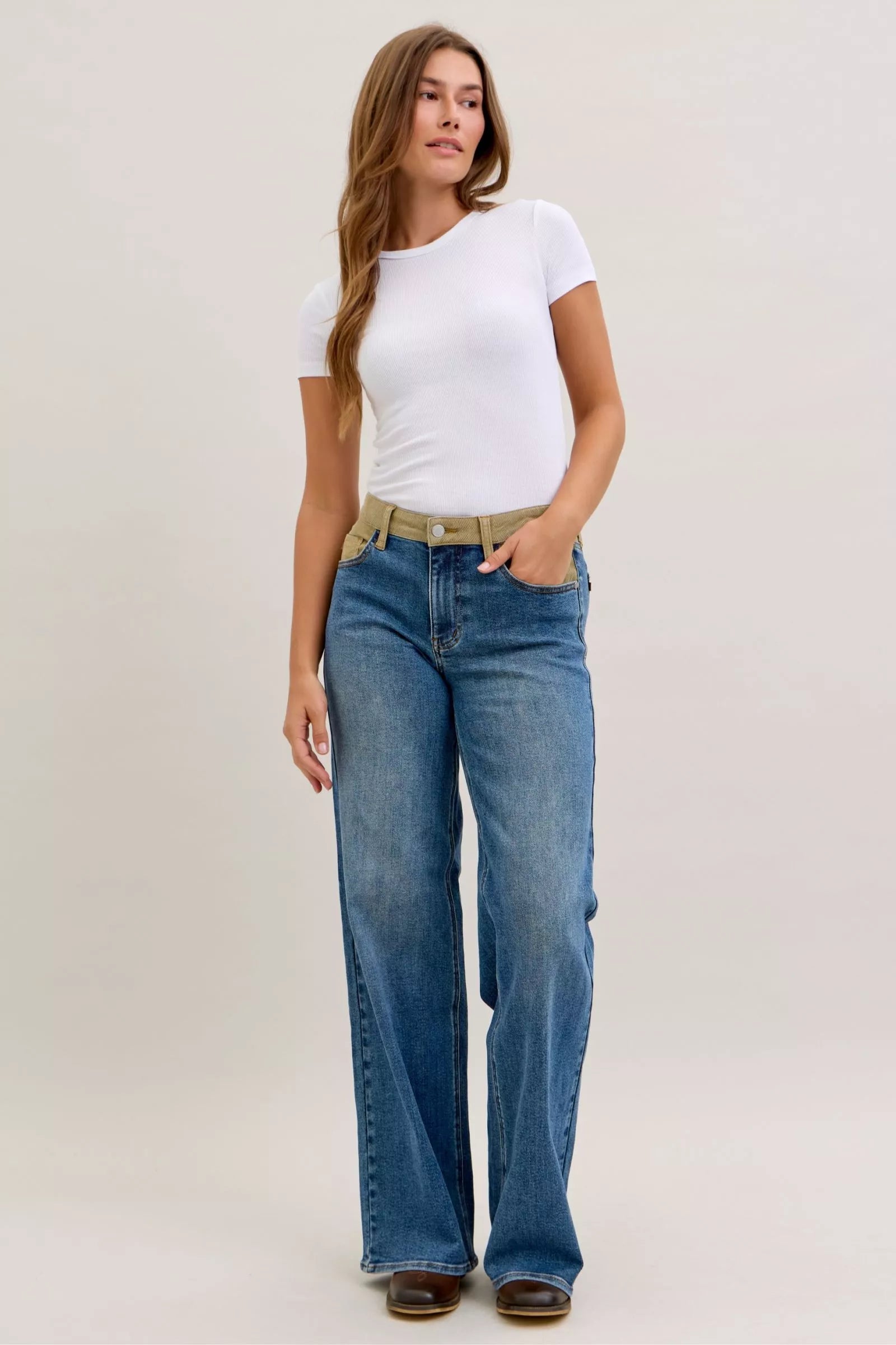 Mr Column Straight Jeans with Corduroy Waist in Md for Women