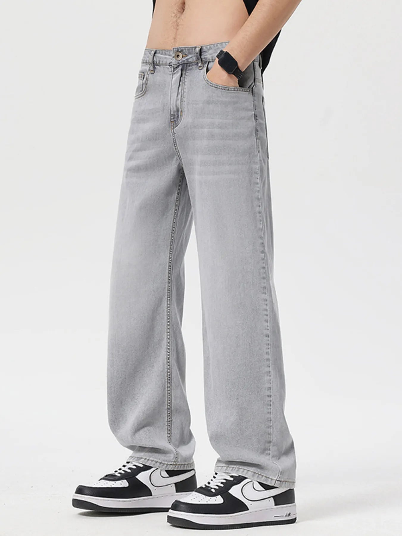 Loose Fit Wash Jeans in Vintage Blue for Men
