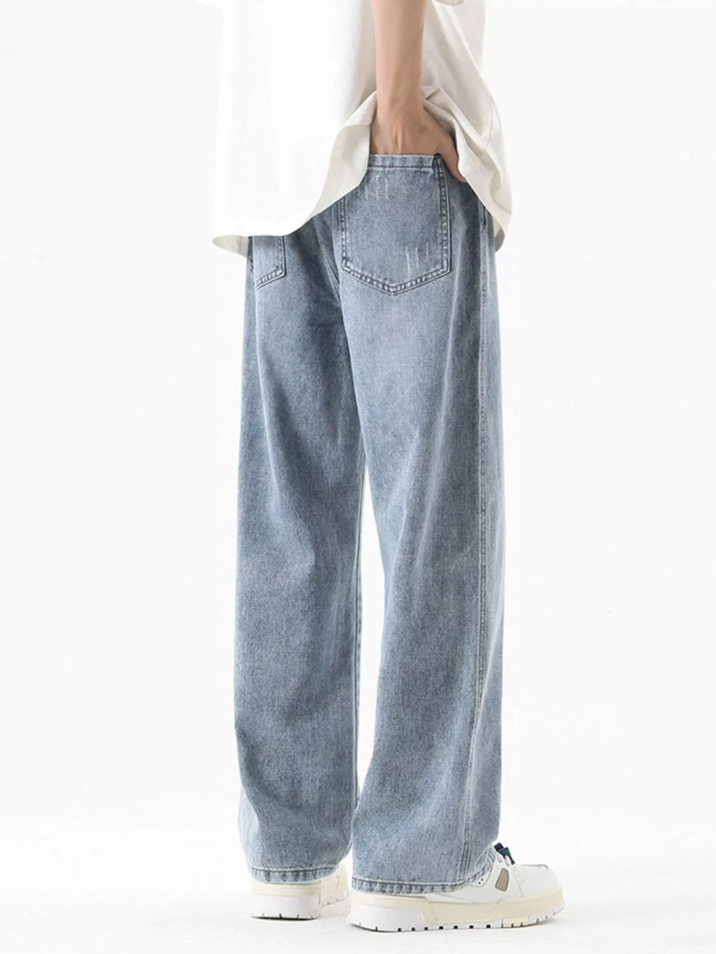 Vintage Wash Wide Leg Jeans Plus Size in Light Blue in Vintage Blue for Men