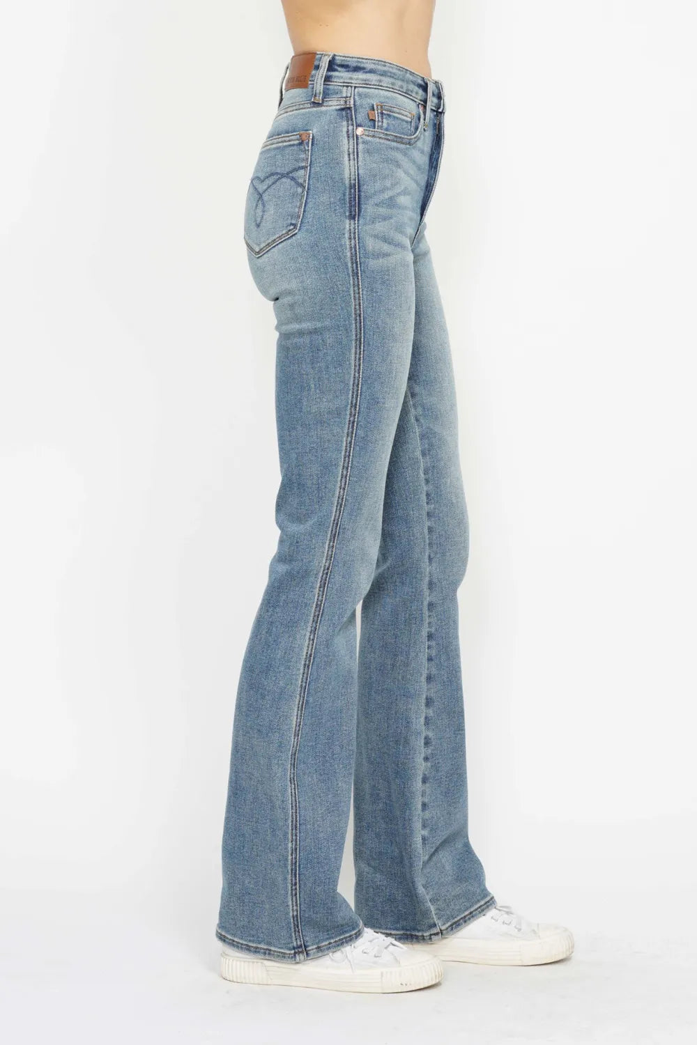 Tummy Control Back Embroidered Pocketed Bootcut Jeans Plus Size in Short Inseam for Women