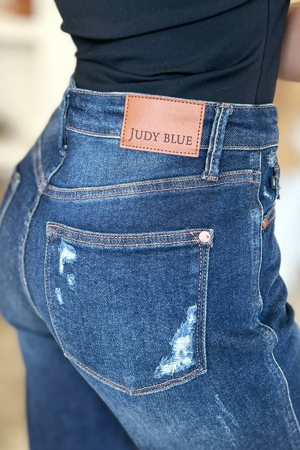 Plus Size High Waist Rigid Magic Heavy Destroy Straight Jeans in Dark for Women