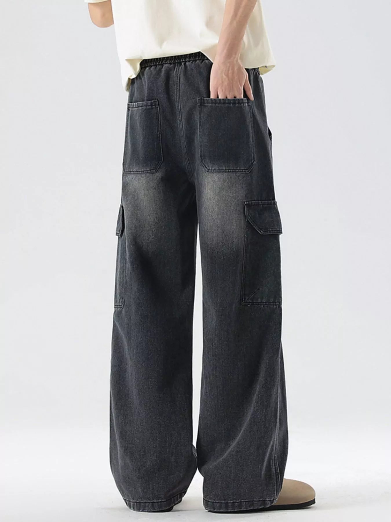 Plus Size Wash Wide Leg Cargo Jeans in Vintage Blue for Men