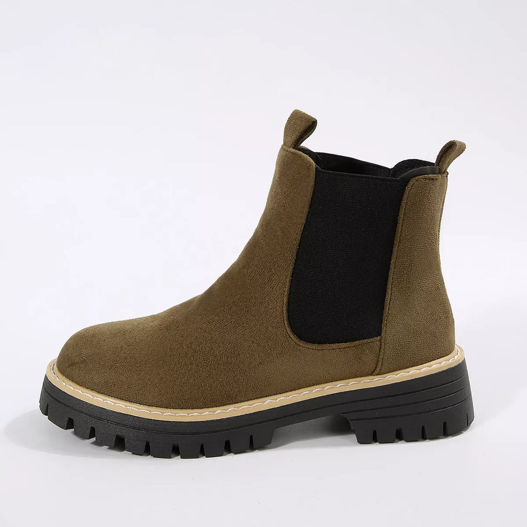 Round Toe Block Heels Boots in Brown in Black for Women