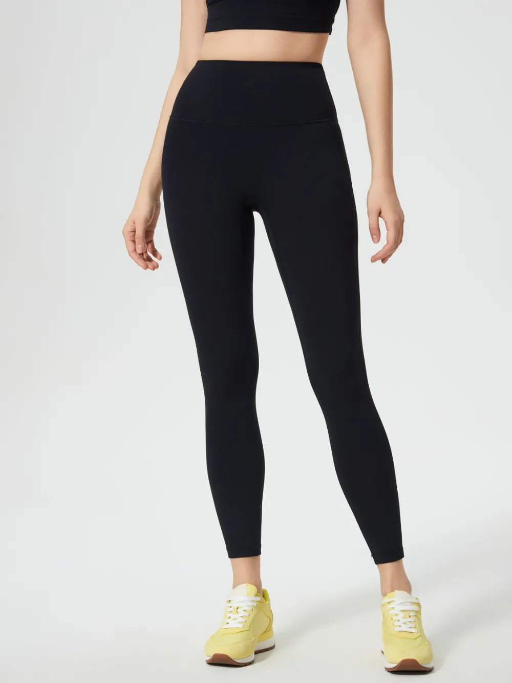 Wide Waistband Active Leggings in Black for Women