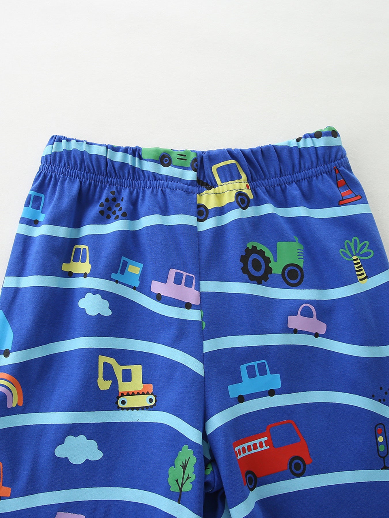 Cartoon Vehicle Print Sleeveless Top & Shorts Set in White for Boys