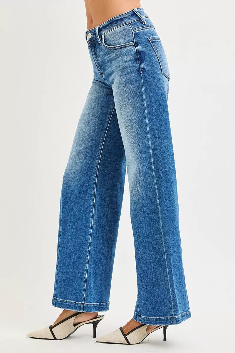 Mid Rise Wide Leg Jeans with Flared Look Plus Size in Medium for Women