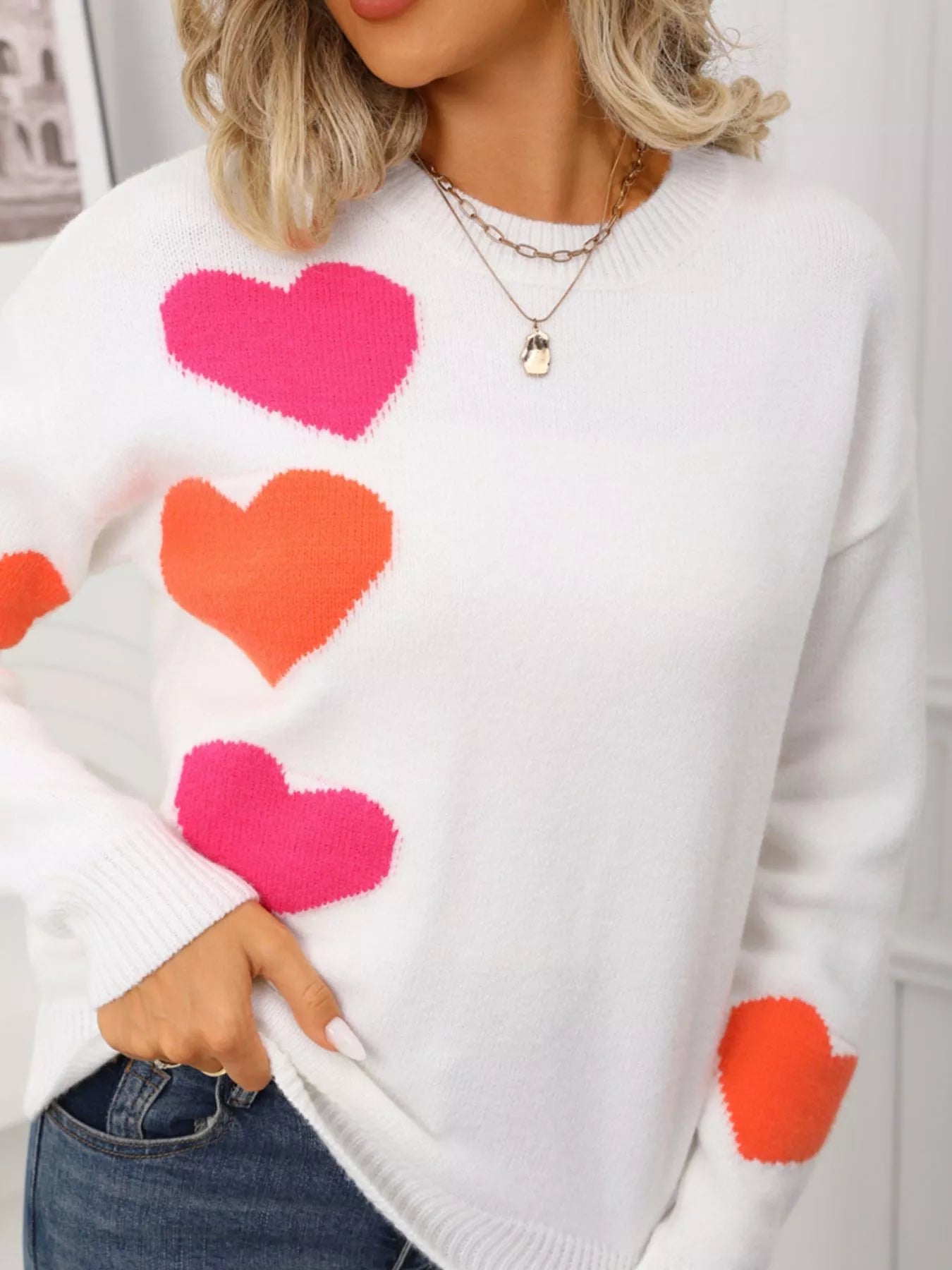 Valentines Day Heart Pattern Round Neck Sweater in Black in White for Women