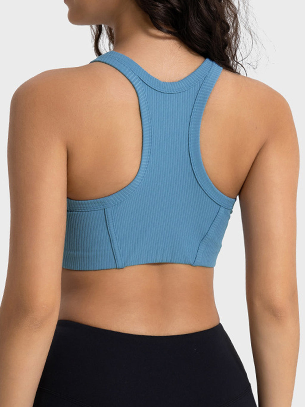 Wide Strap Cropped Sport Tank in Black for Women