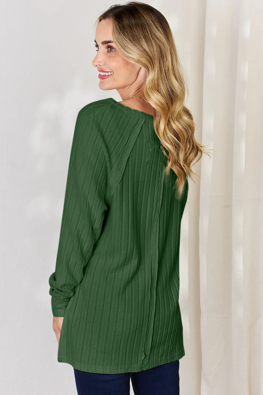 Plus Size Ribbed Round Neck Slit T-Shirt in Green for Women