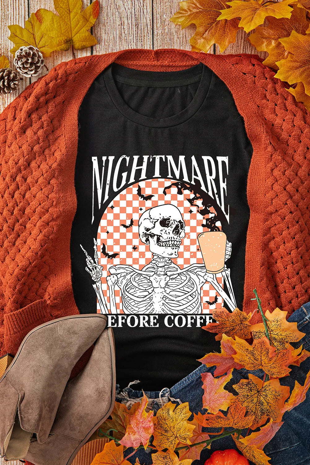 Graphic Round Neck Short Sleeve T-Shirt in Black for Women