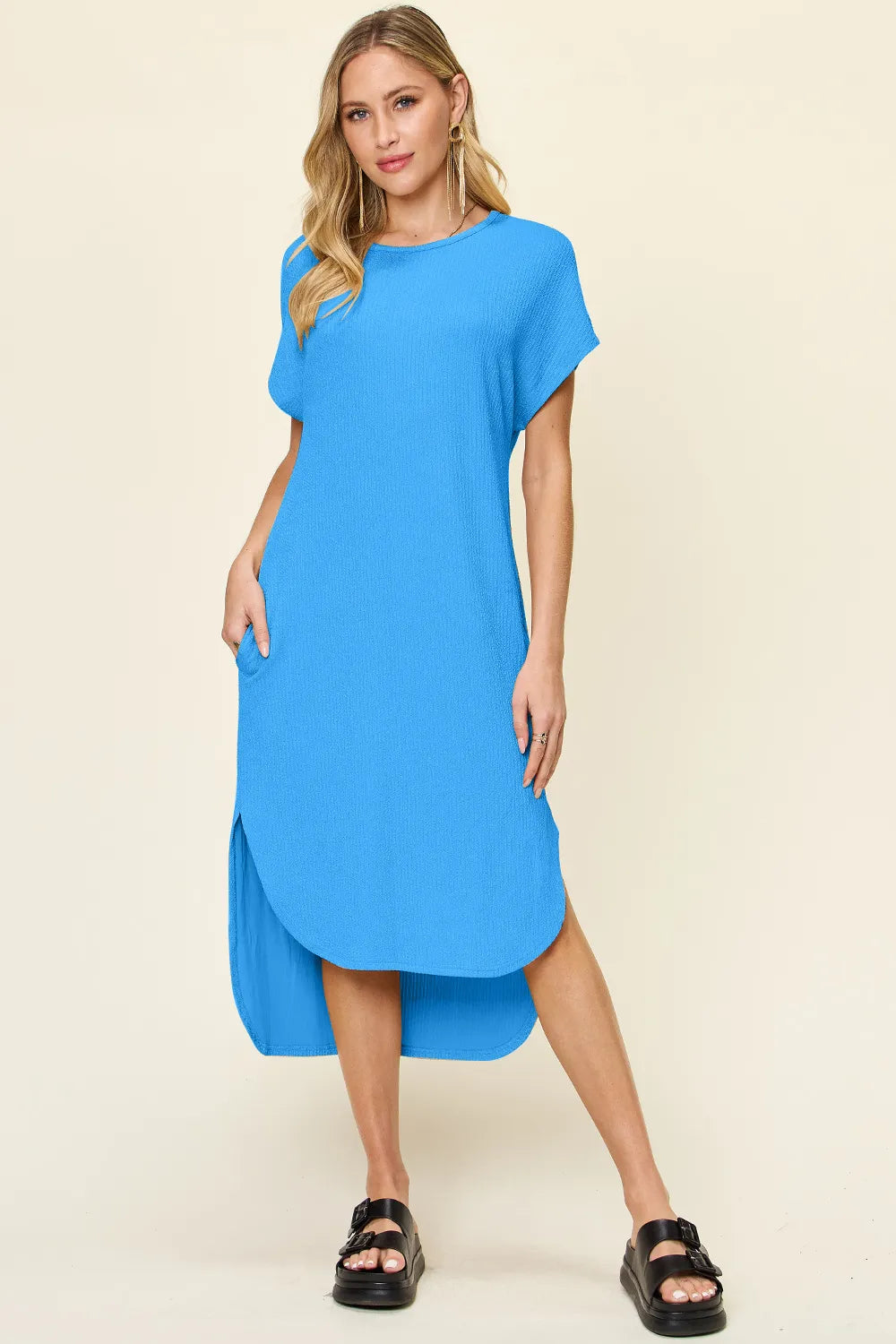 Plus Size Round Neck Short Sleeve Slit Dress in Sky Blue for Women
