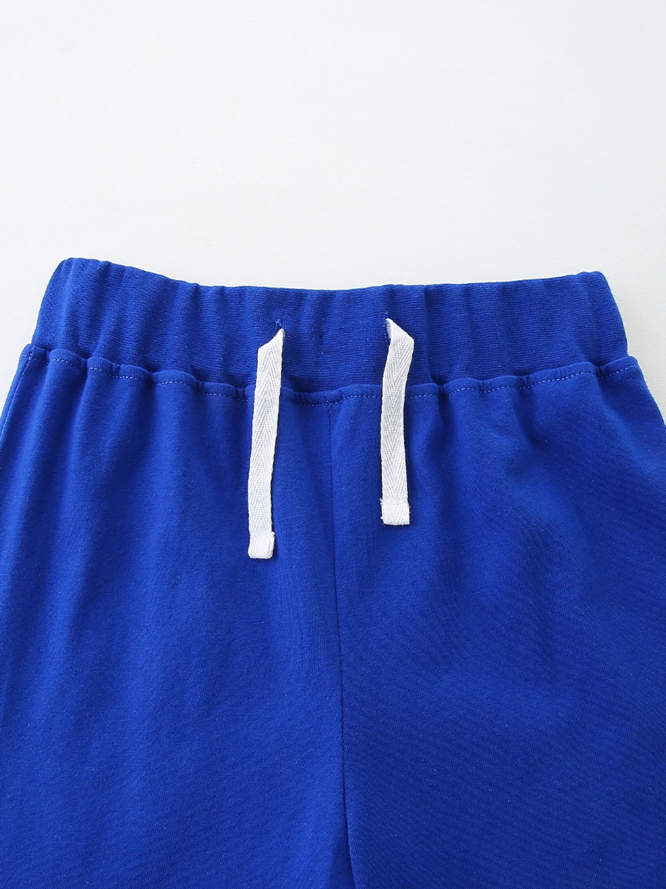 Cartoon Excavator Print Tee and Shorts Set in Pastel Blue for Boys