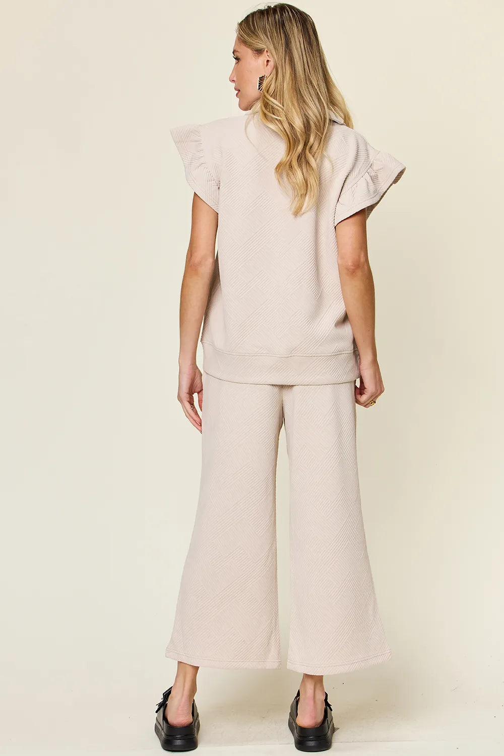Texture Ruffle Short Sleeve Top and Drawstring Wide Leg Pants Set in Green for Women