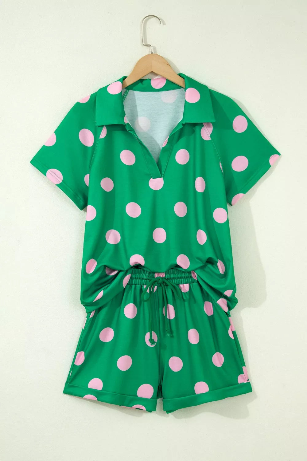 Polka Dot Print V-Neck Tee Shorts Set in Green for Women