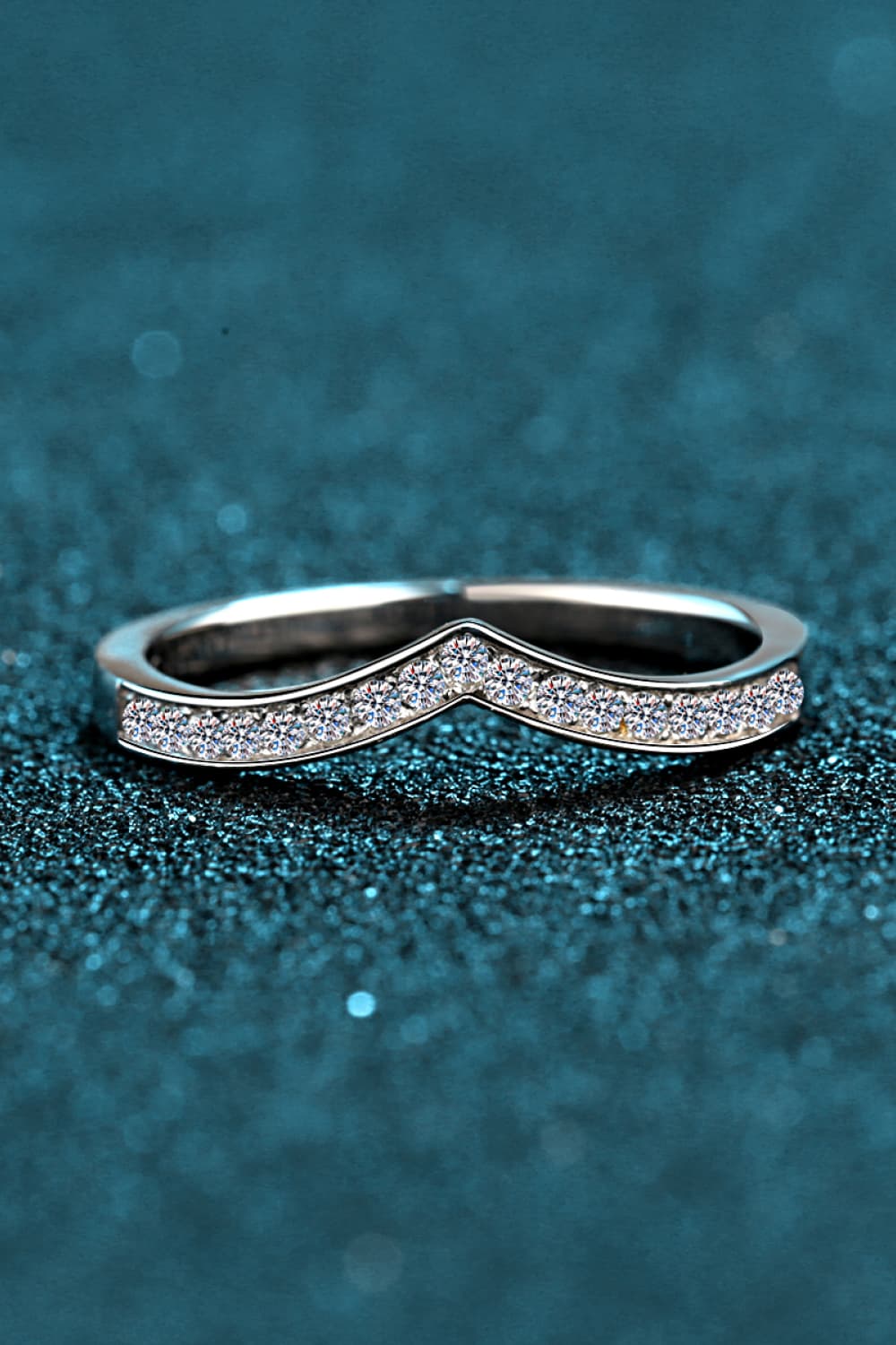 Minimalist Moissanite Rhodium-Plated Ring in Silver for Women