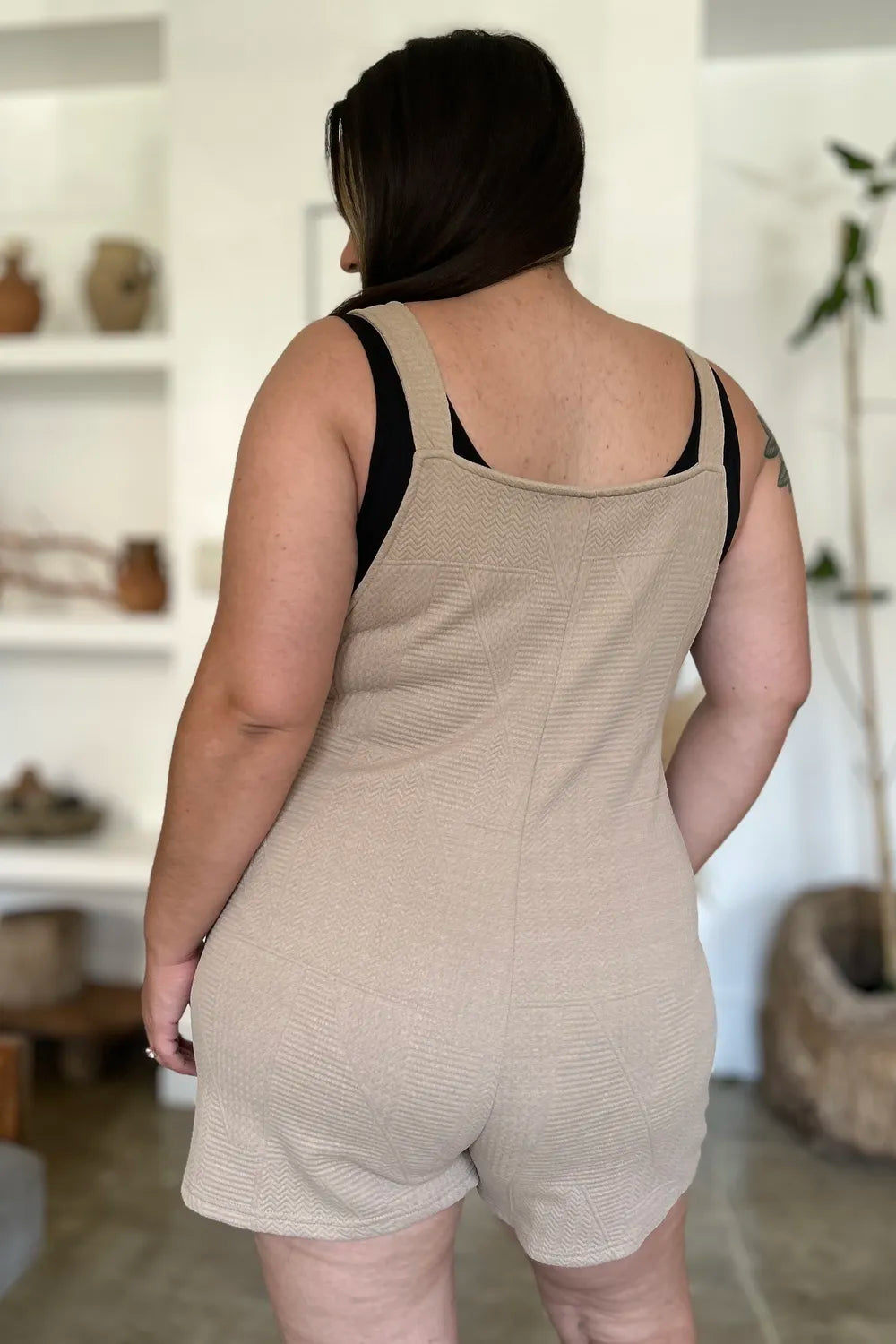 Plus Size Texture Sleeveless Romper in Khaki in Black for Women