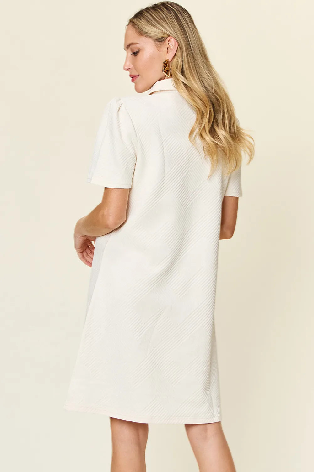 Plus Size Texture Collared Neck Short Sleeve Dress in White for Women