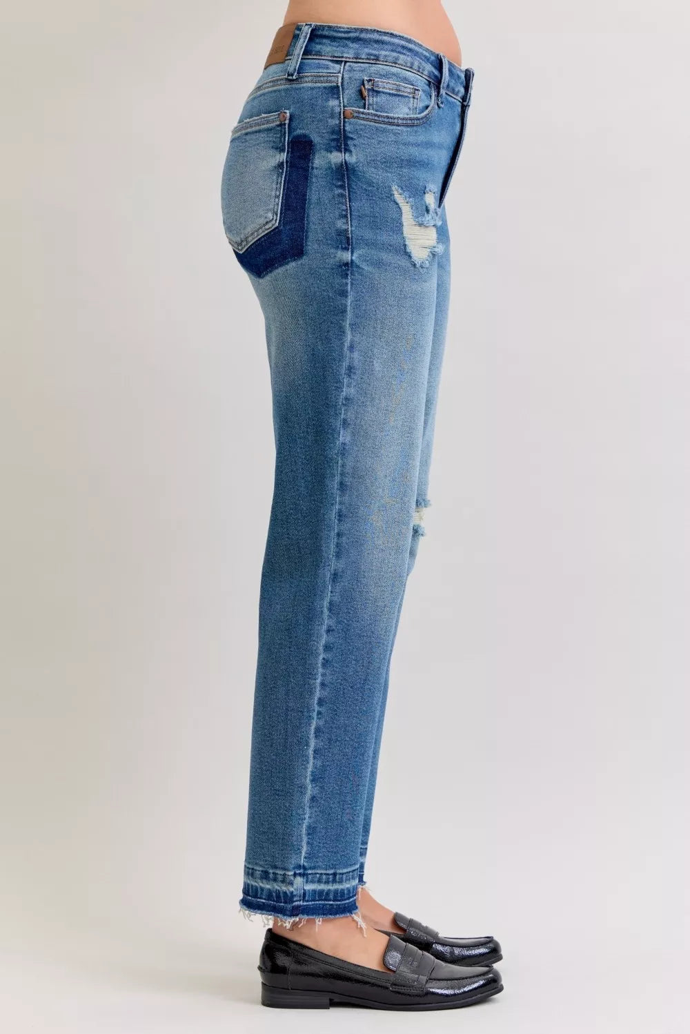 Mid Rise Bf Patch & Repair Destroy Release Hem Jeans Plus Size in Md for Women