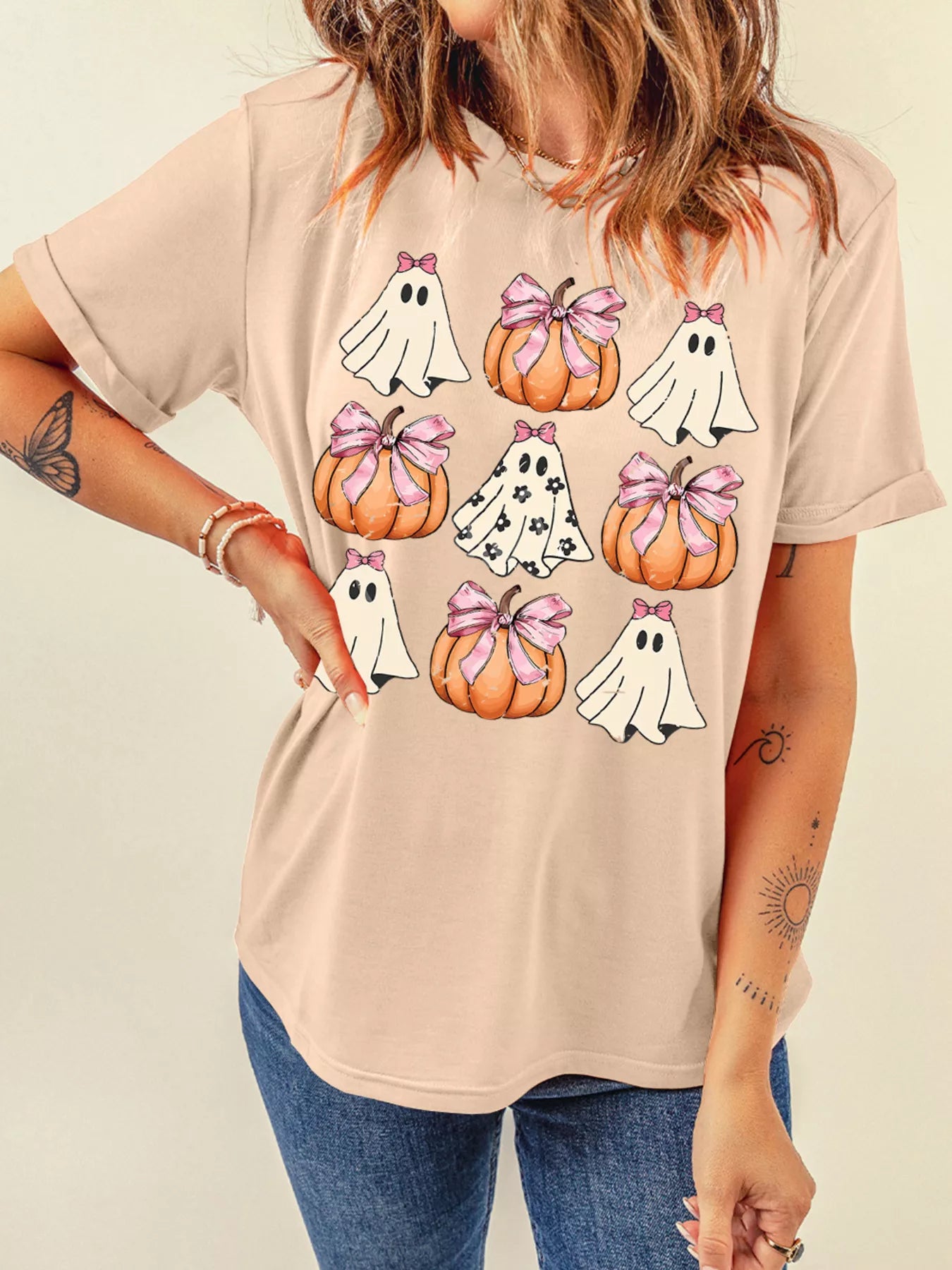 Halloween Bowknot Ghost Pumpkin Graphic T-Shirt in Tan for Women
