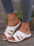 Open Toe Wedge Sandals in Relaxed in White for Women