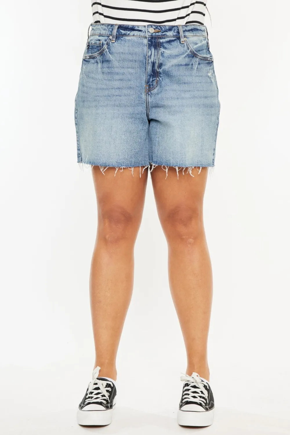 Plus Size Raw Hem High Waist Denim Shorts in Medium for Women