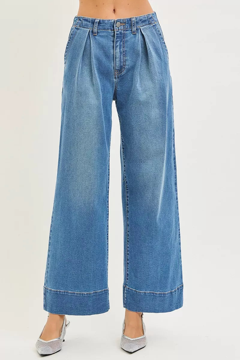 Slouchy Wide Leg Jeans with Pleats in Medium for Women