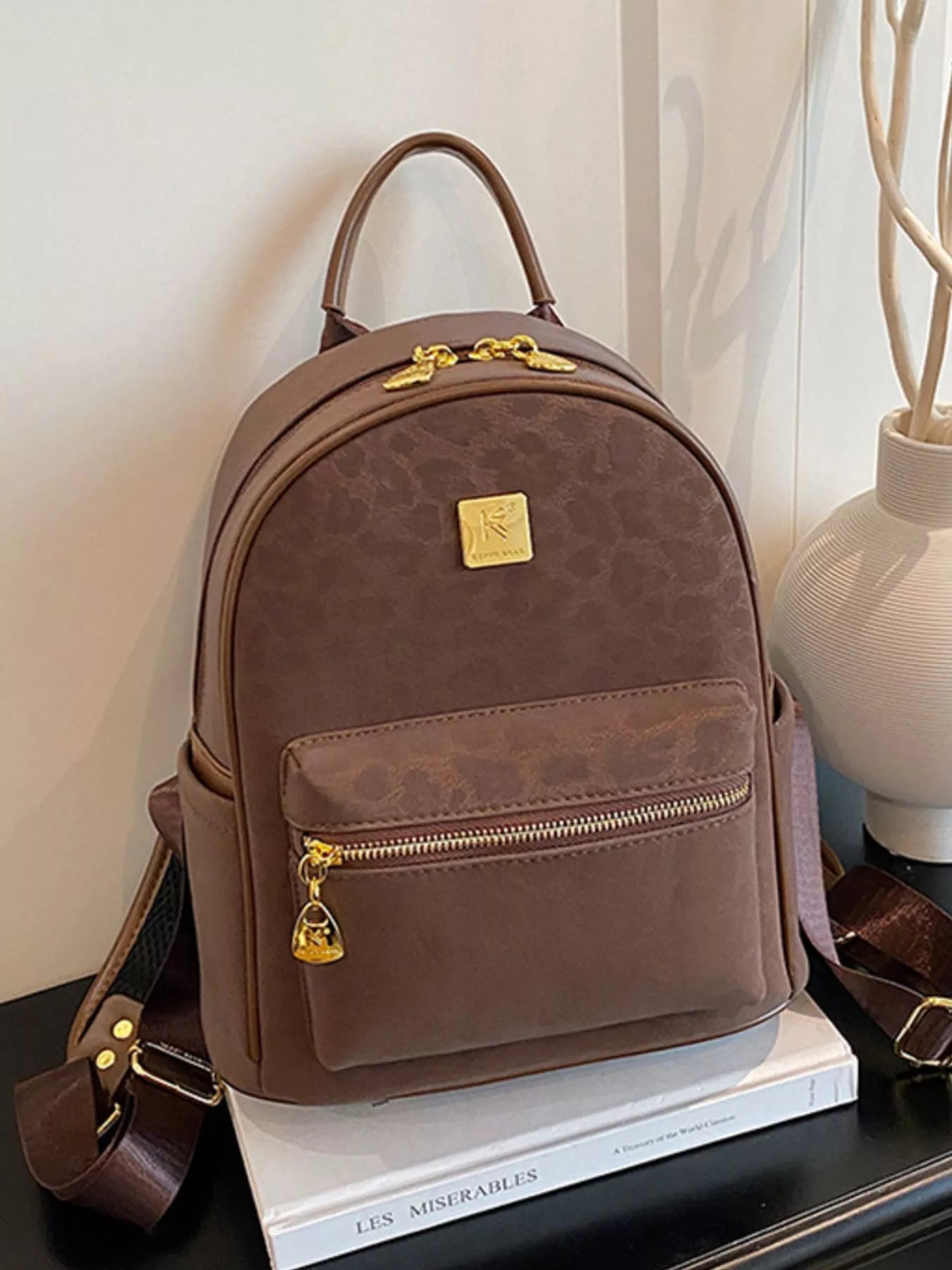 Vintage Style Leather Backpack Bag in Caramel for Women