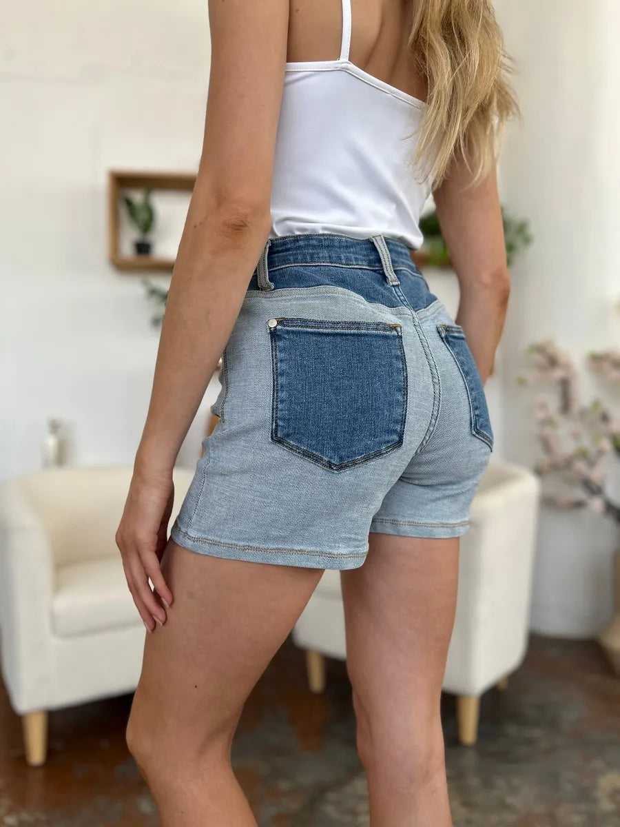 Plus Size Color Block Denim Shorts in Light Md for Women