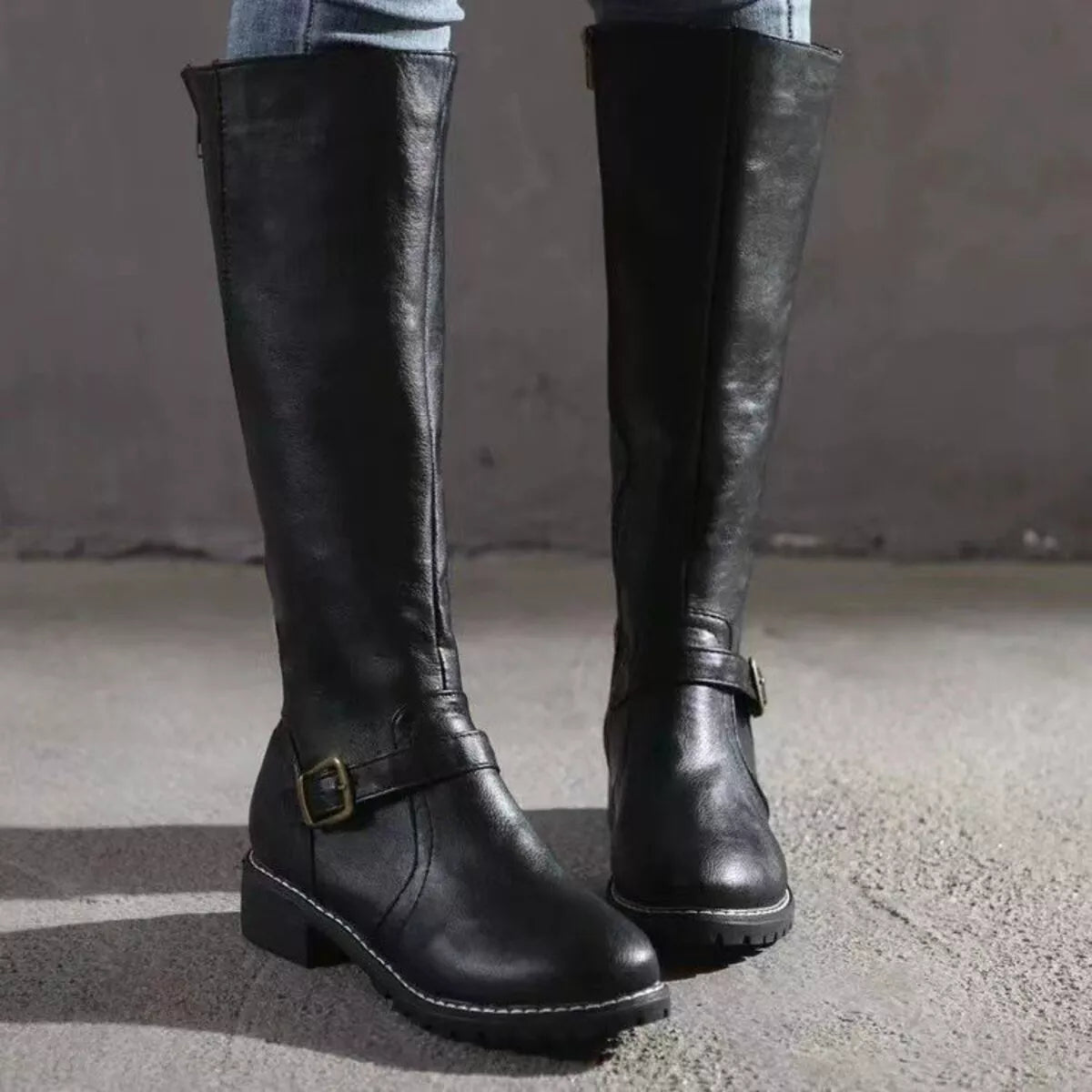 Round Toe Block Heels Boots in Yellow in Dark Brown for Women