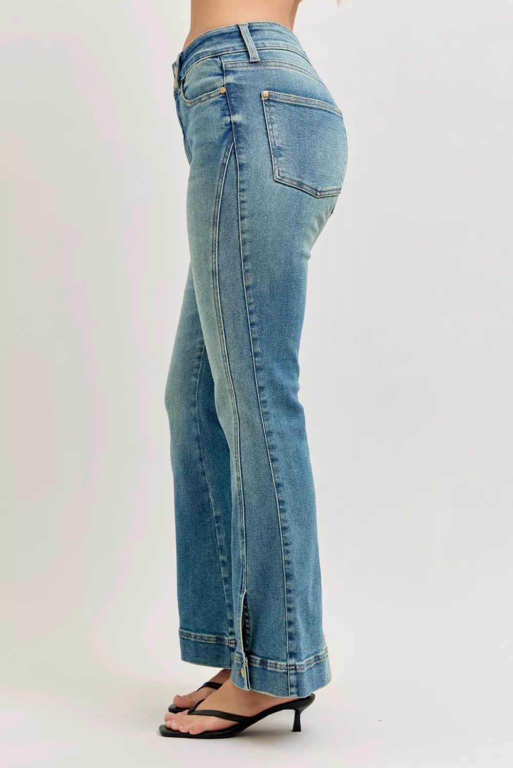 High Waist Vintage Wash Flare Jeans in Md for Women