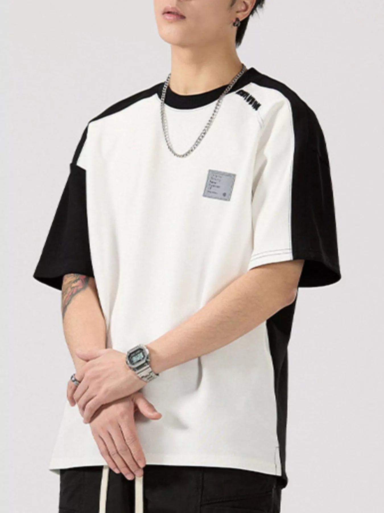 Contrast Round Neck Short Sleeve T-Shirt Plus Size in Black and White for Men