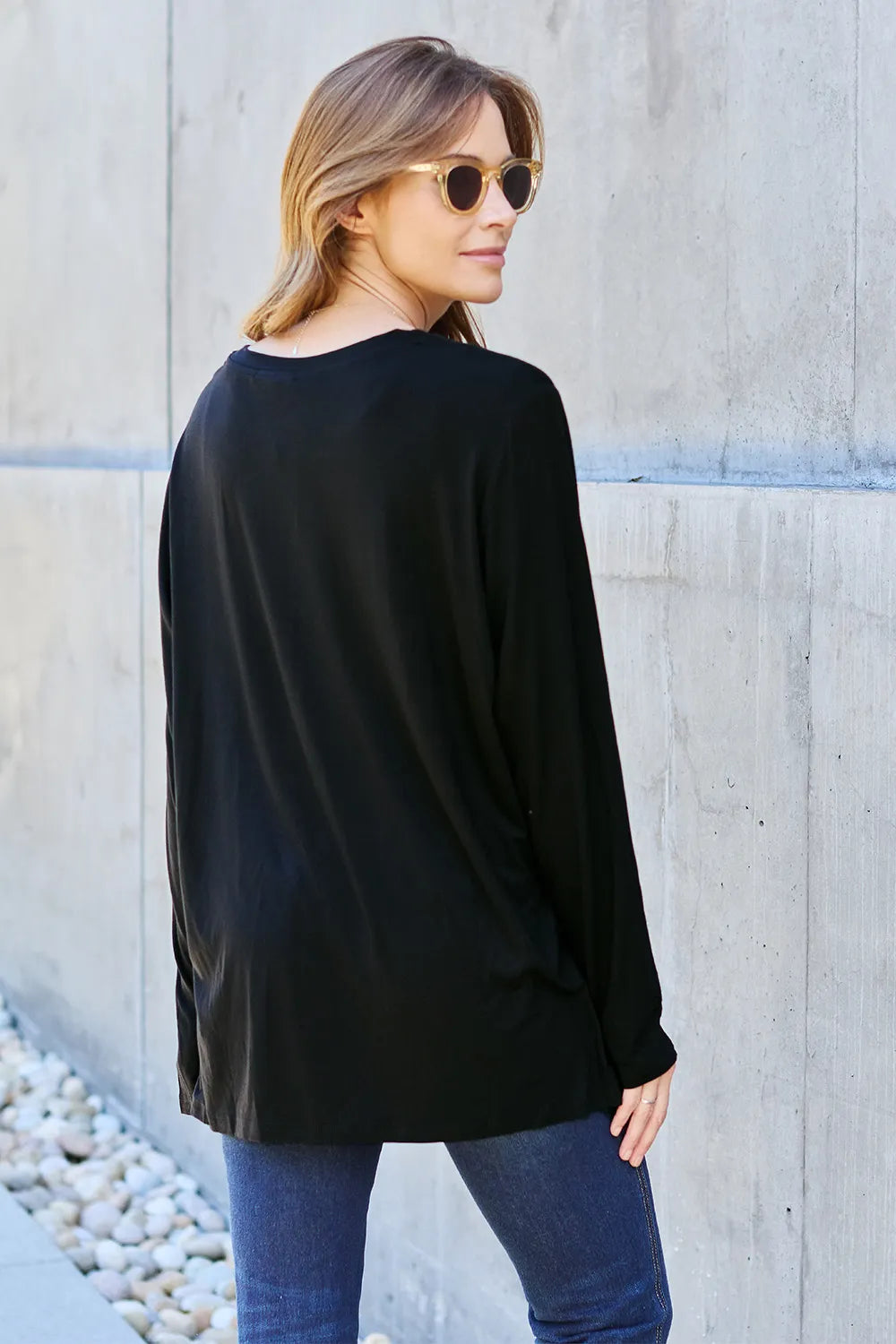 Plus Size V-Neck Long Sleeve Top in Black for Women