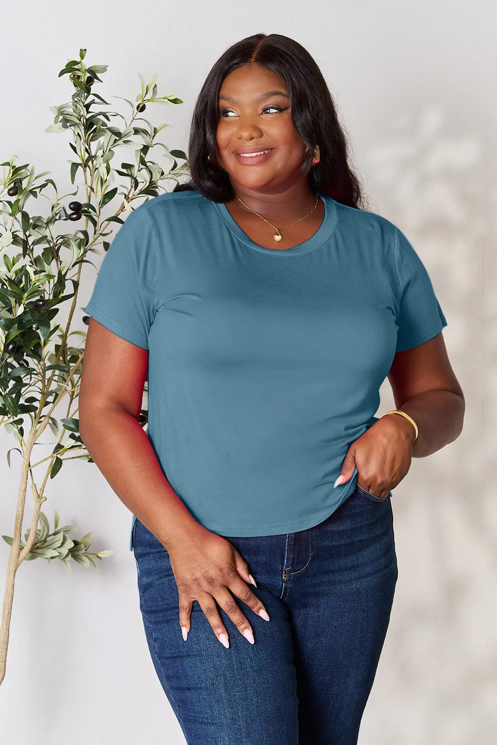 Plus Size Round Neck Short Sleeve T-Shirt in Dusty Blue for Women