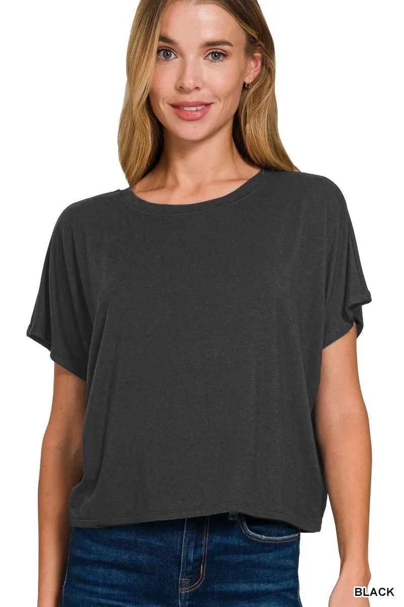 Round Neck Short Sleeve Cropped T-Shirt in Black for Women