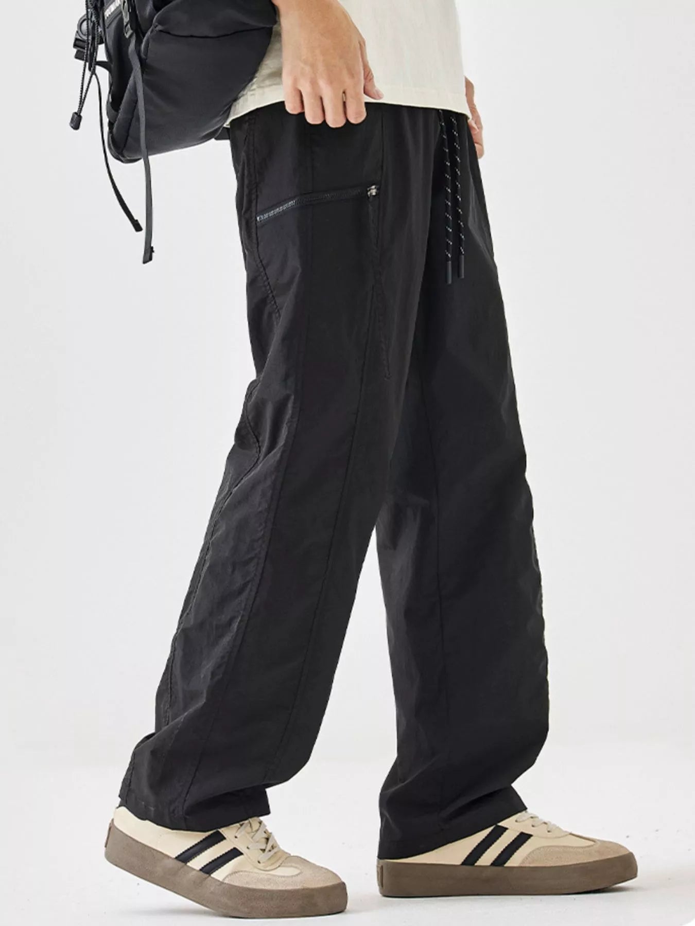 Plus Size Relaxed Fit Cargo Pants in Black for Men