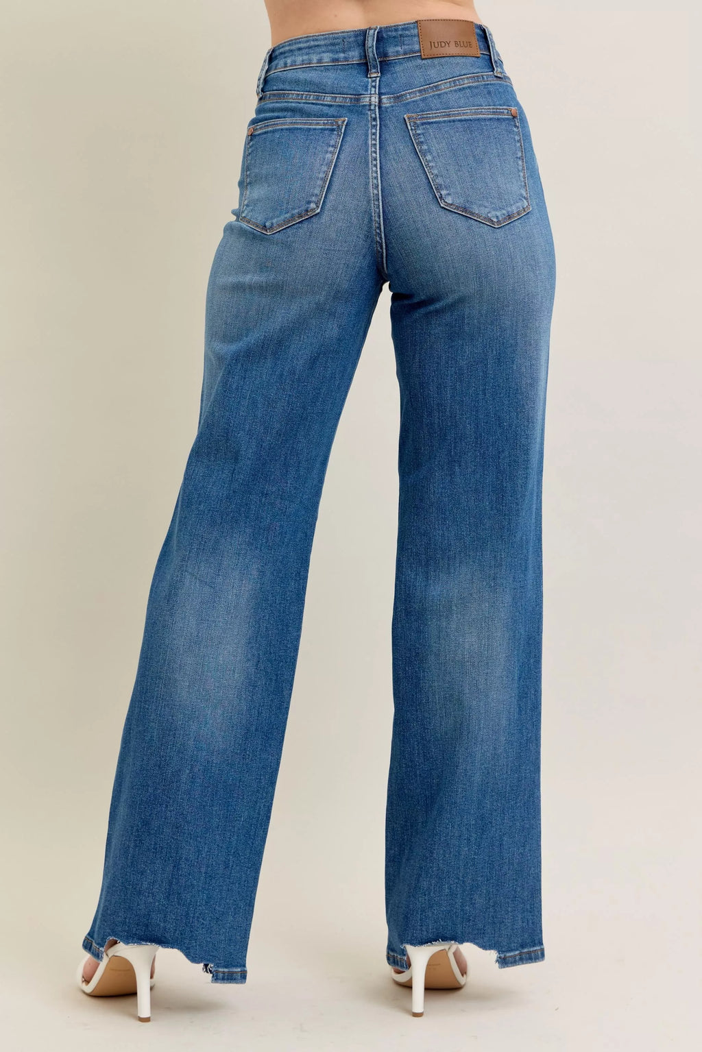 High Waist Tummy Control Chew Hem Destroy Wide Jeans Plus Size in Md for Women