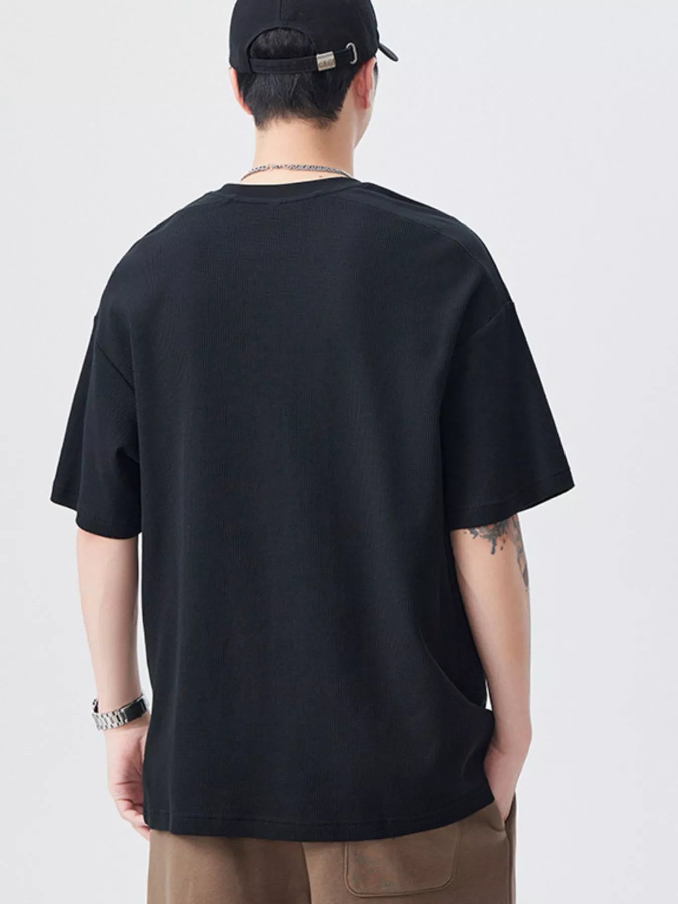 Plus Size Oversized Round Neck Letter Graphic T-Shirt in White for Men