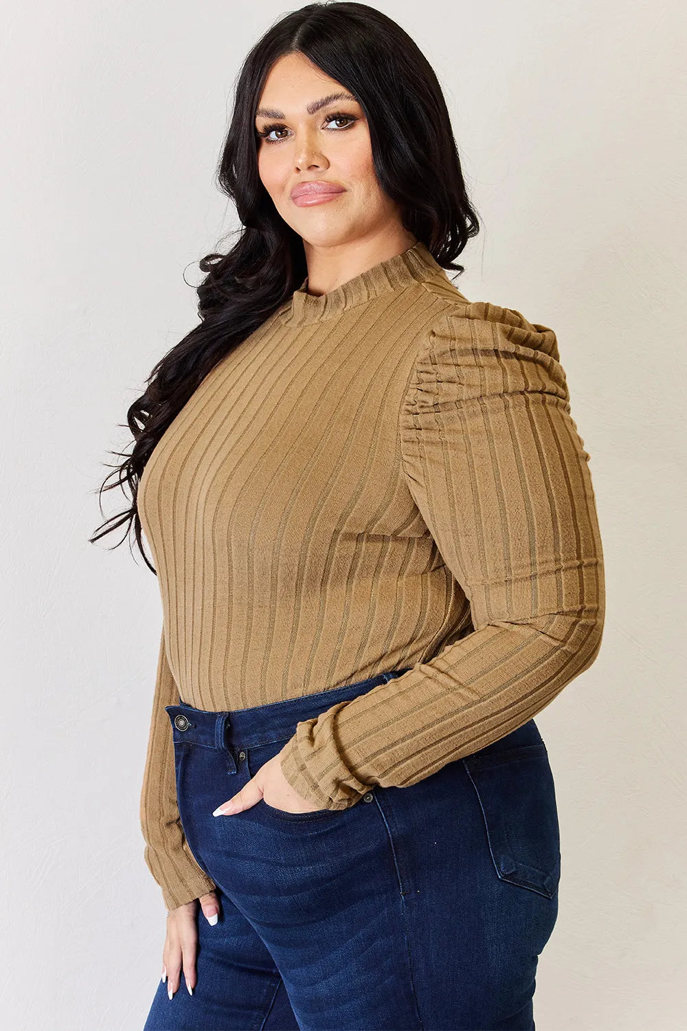 Plus Size Ribbed Mock Neck Puff Sleeve T-Shirt in Pink for Women