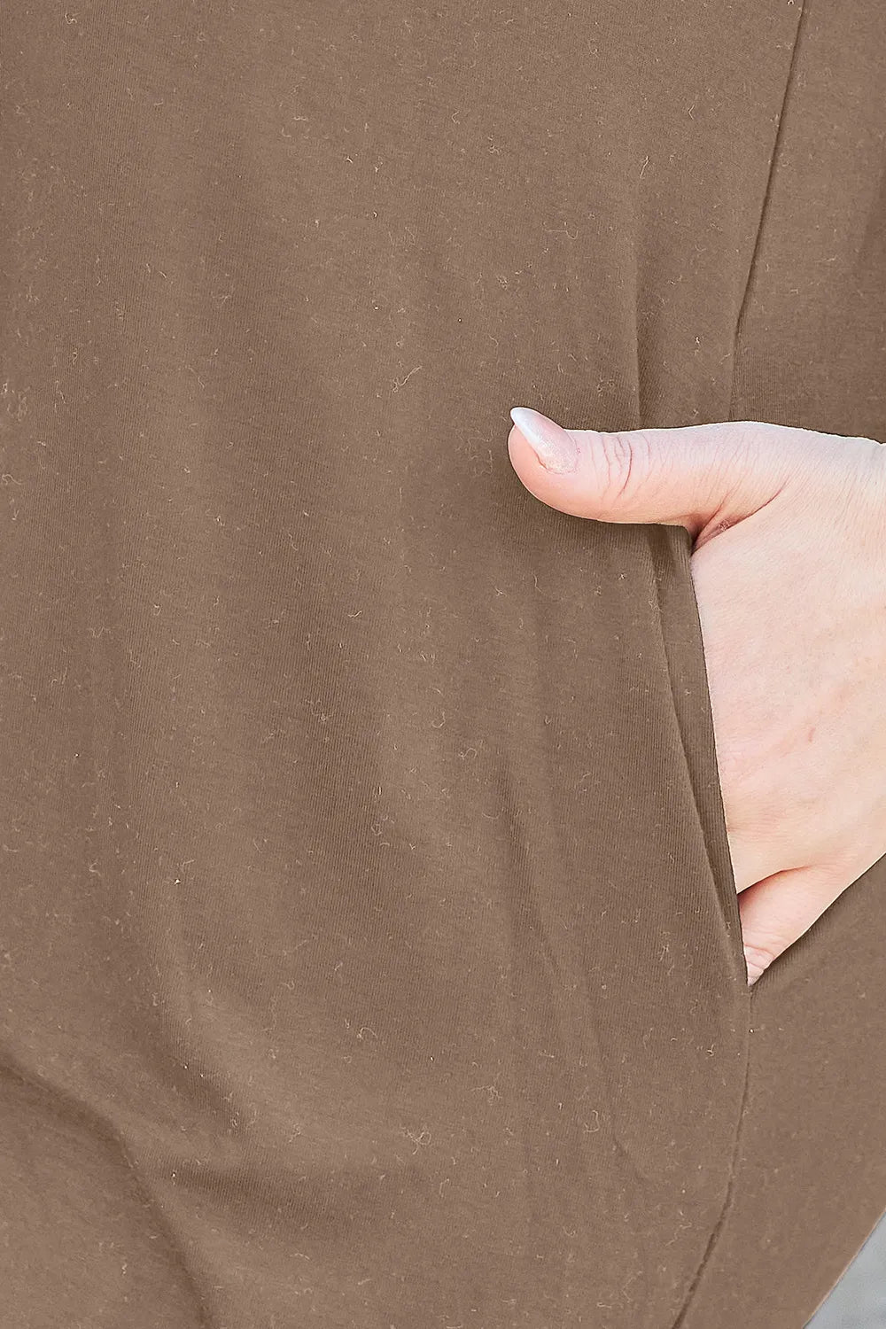 Plus Size Round Neck Short Sleeve Dress with Pockets in Matcha Green for Women