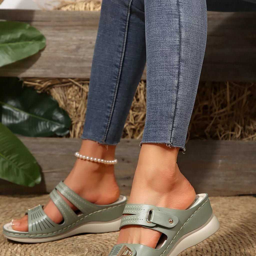 Open Toe Wedge Sandals in Green in Blue for Women