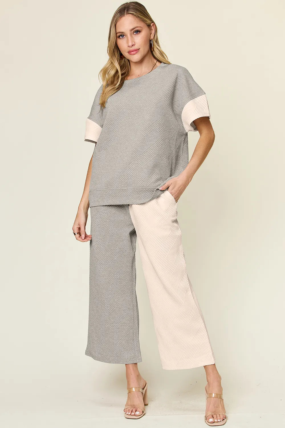Plus Size Texture Contrast T-Shirt and Wide Leg Pants Set in White for Women
