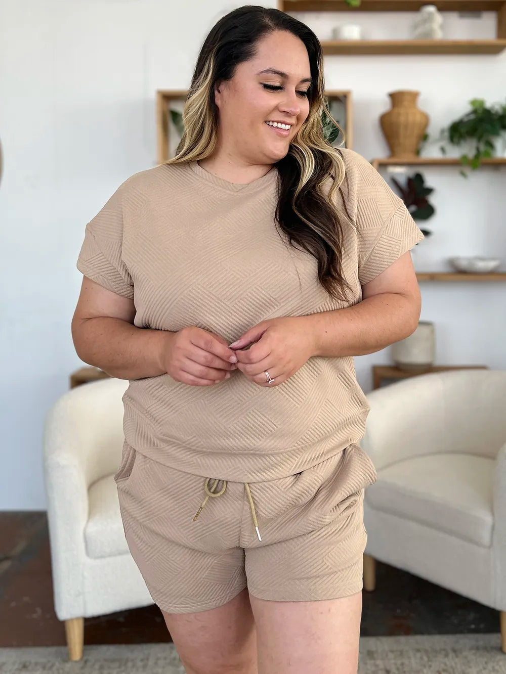 Plus Size Texture Short Sleeve T-Shirt and Drawstring Shorts Set in Mocha for Women