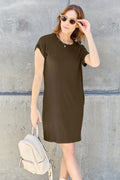 Plus Size Round Neck Short Sleeve Dress with Pockets in Mocha for Women